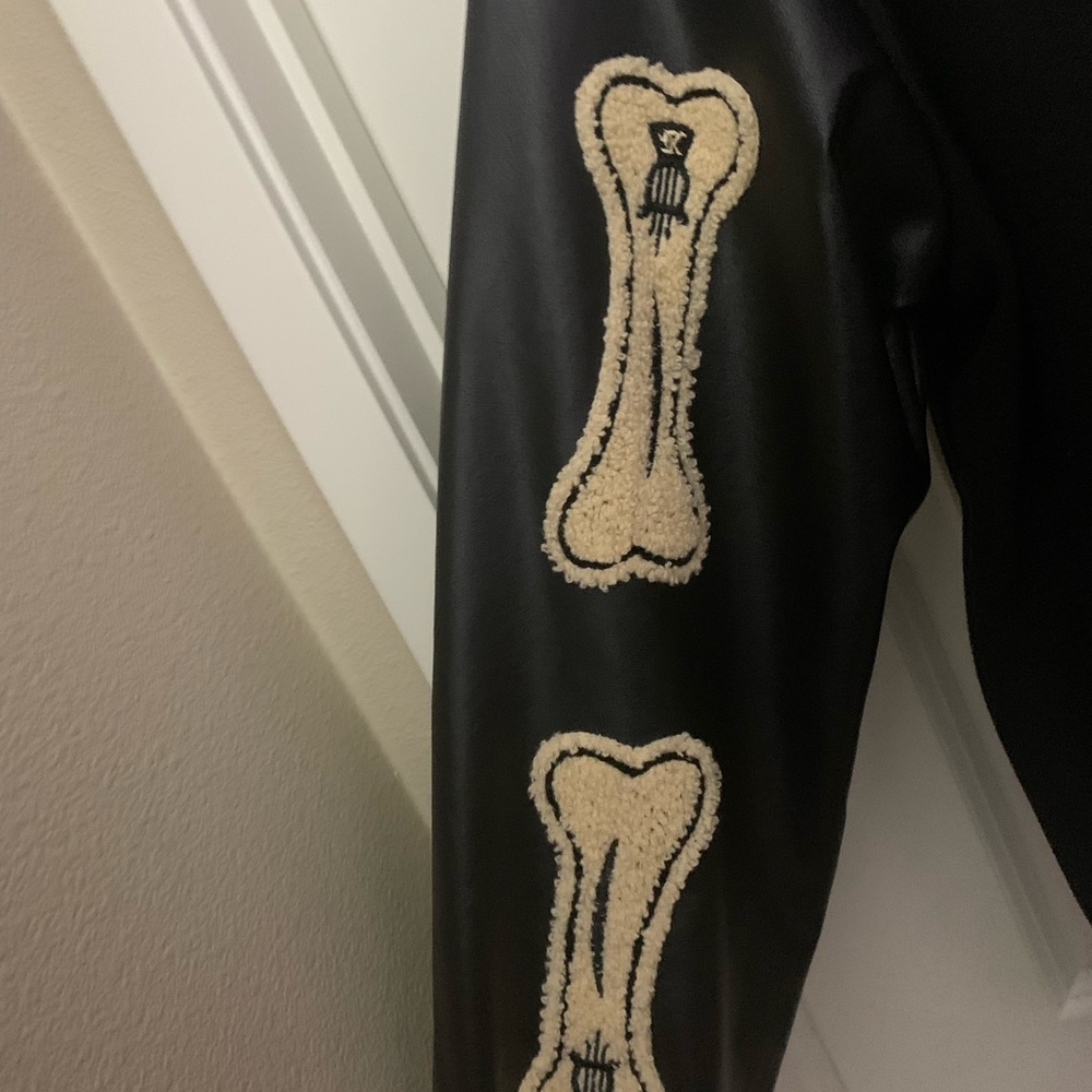 Varsity jacket - Picture 2 of 3
